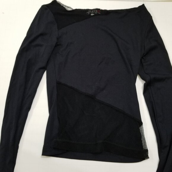XOXO Brand black shirt with cute cut mesh on shoulder and side, size M - Picture 7 of 9